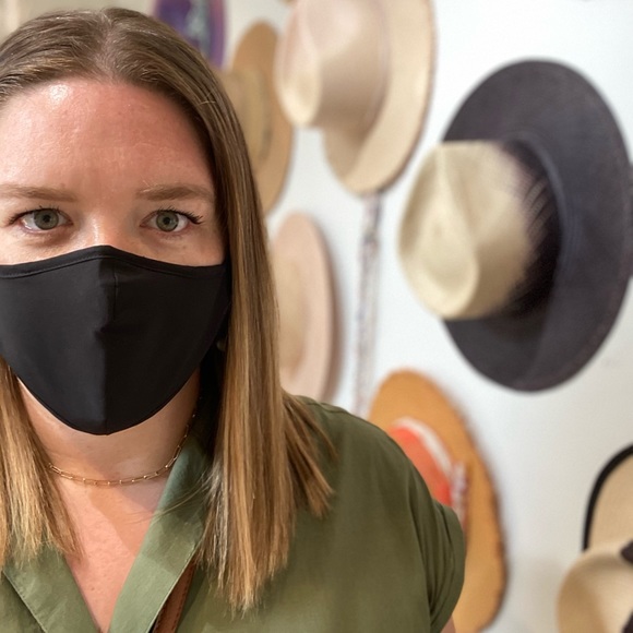 Meet your Posher, Kelsie - Picture 2 of 3